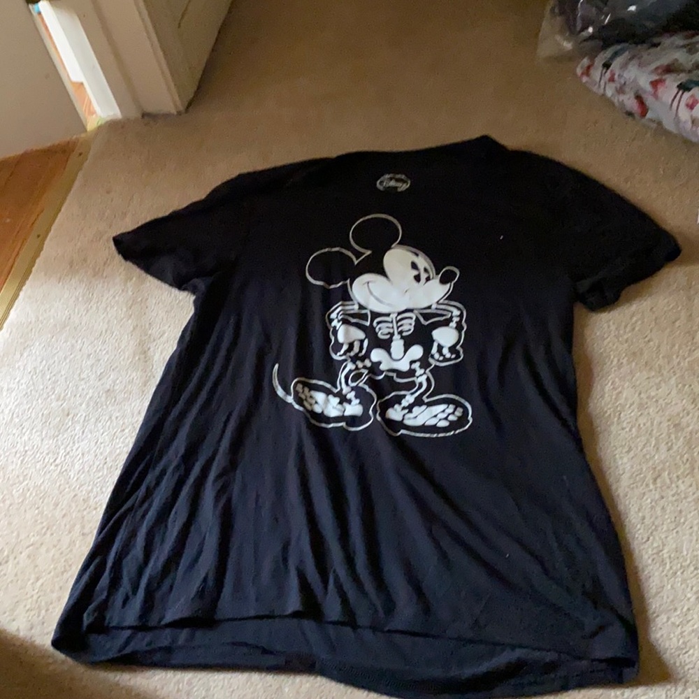 Disney Mickey Mouse tee shirt size XL